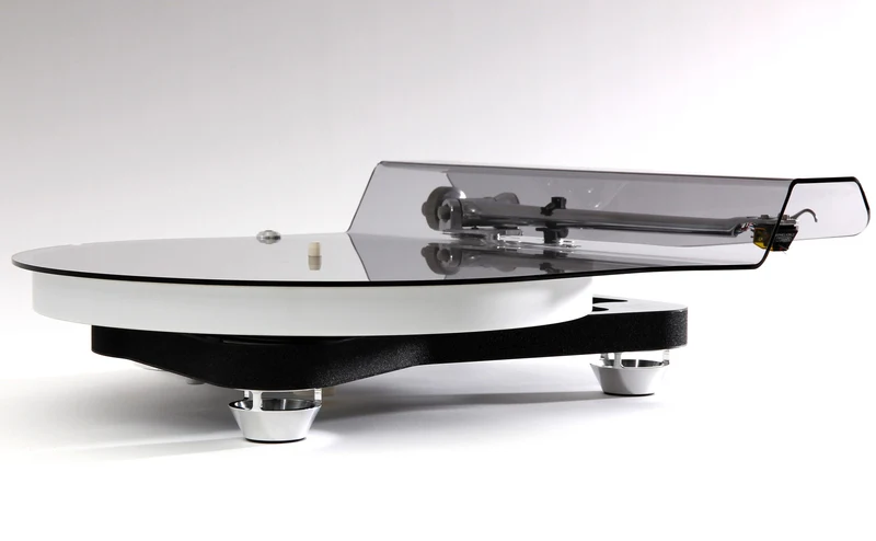 REGA NAIA - Table tournante de référence avec cartouche Aphelion 2