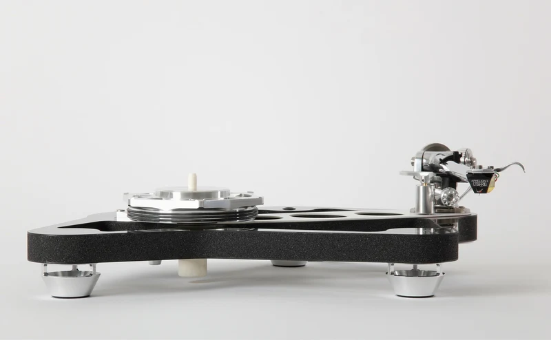 REGA NAIA - Table tournante de référence avec cartouche Aphelion 2