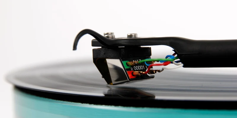 REGA Planar 6 - Table tournante avec cartouche Nd7 + alimentation NEO MK2 incluse