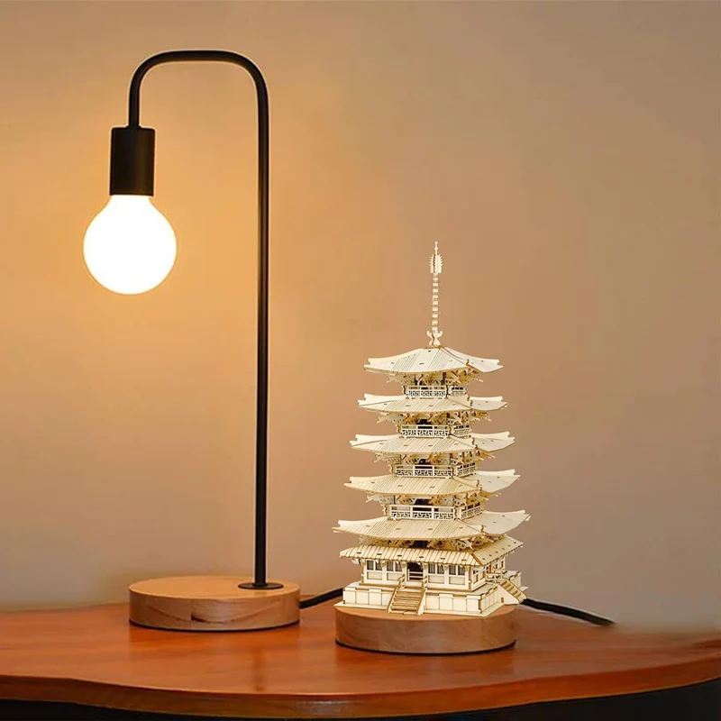 Kit de construction en bois de pagode à cinq étages