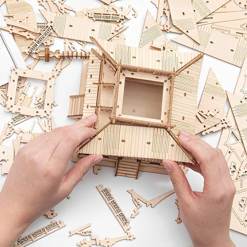 Kit de construction en bois de pagode à cinq étages