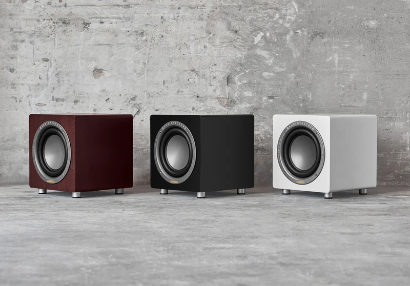 Audiovector QRSUB - Caisson de basses avec haut-parleur de graves de 10'' 350W de puissante!