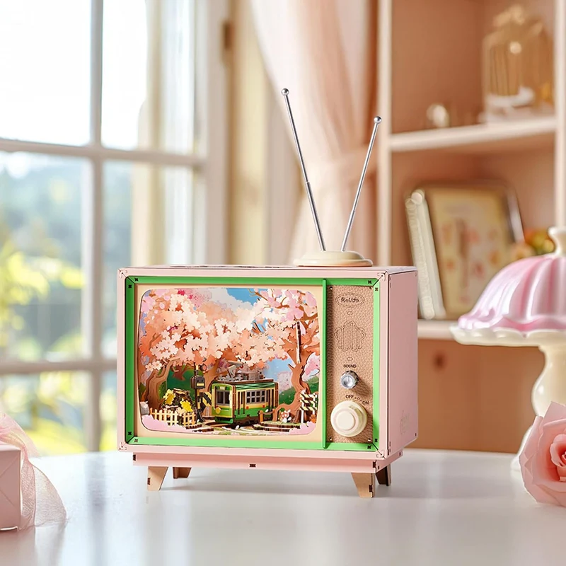 Sakura Traumtour Boîte à musique TV rétro Kit de construction en bois