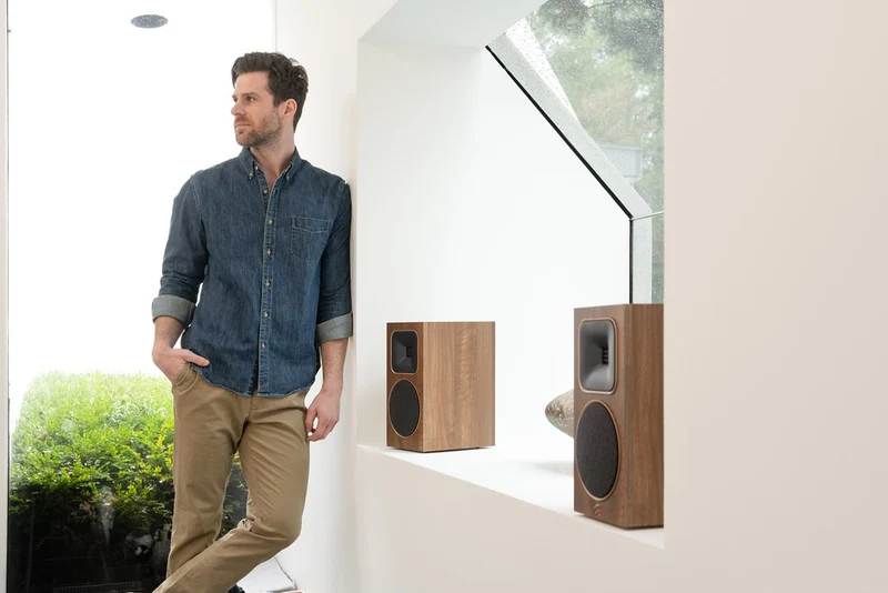 Motion Foundation B1 | Enceinte d'étagère (La paire)