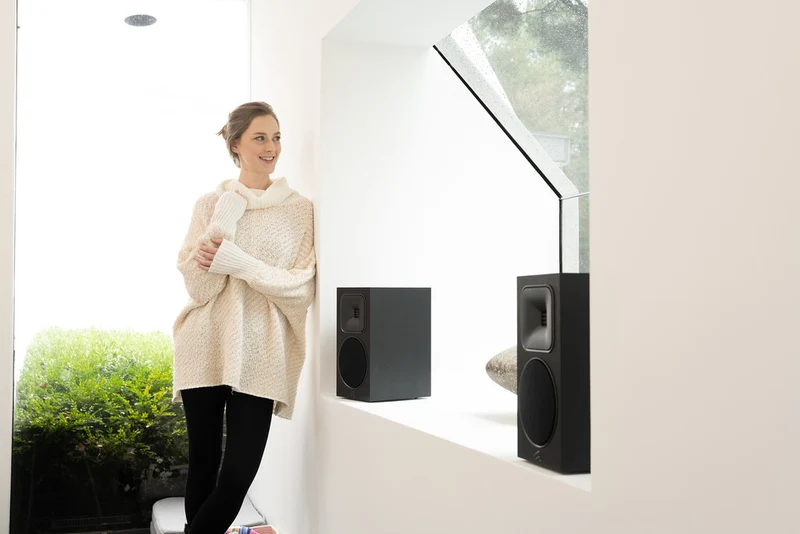 Motion Foundation B1 | Enceinte d'étagère (La paire)