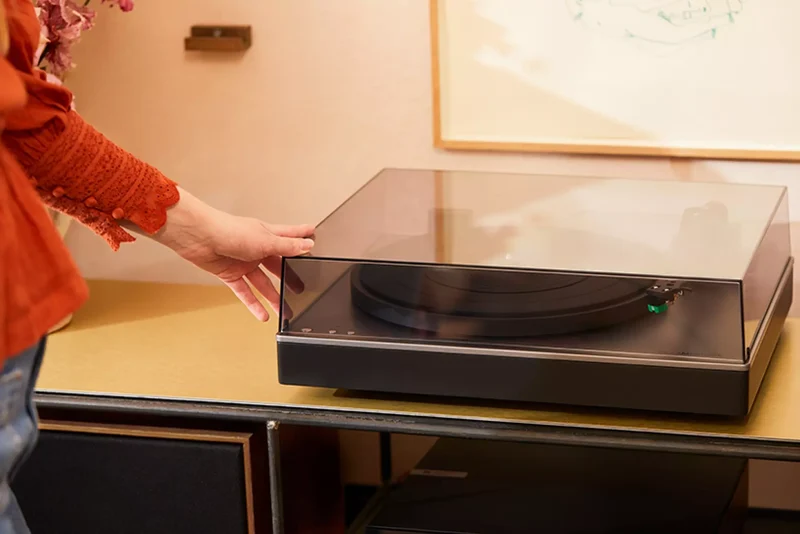 Cambridge Audio ALVA ST - Table tournante à entraînement par courroie
