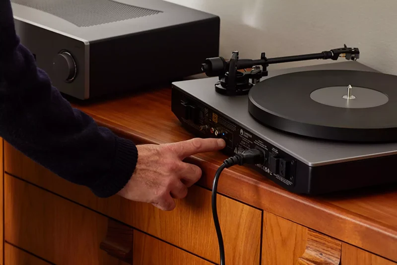 Cambridge Audio ALVA TT V2 - Table tournante à entraînement direct