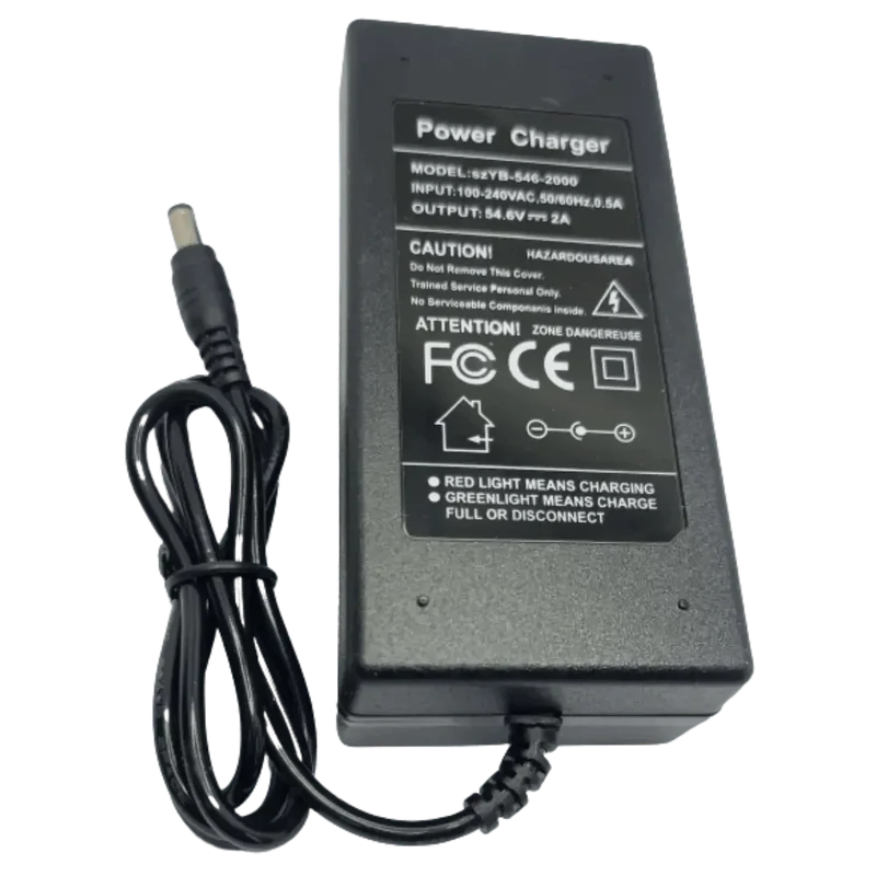 Chargeur 54.6v 1.5A Connecteur rond 5.5 x 2.5mm