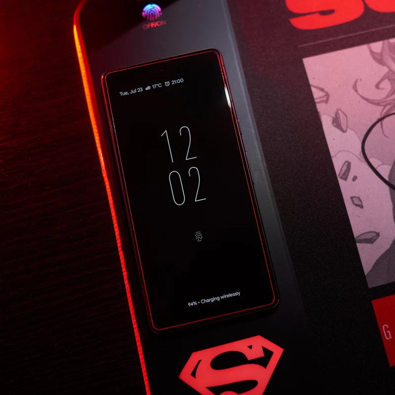 DC Comics Superman XL Tapis de souris pour gamer avec chargeur sans contact