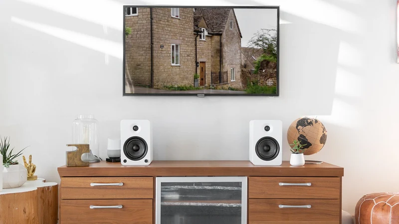 Kanto YU6 - Haut-parleurs d'étagère amplifiés 100W Bluetooth® Phono
