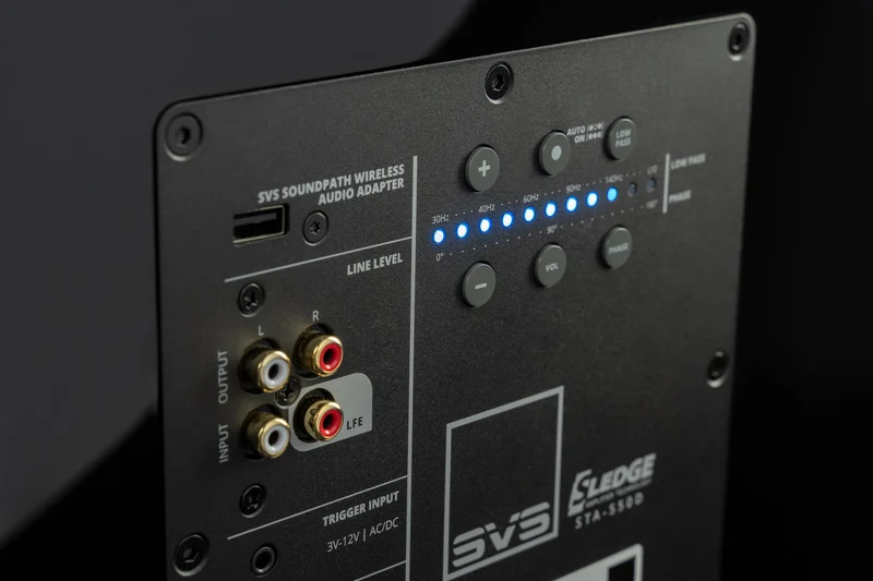 SVS SB-2000 Pro Piano - Caisson de basses 550W avec haut-parleur de graves 12''