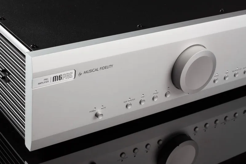 Musical Fidelity M6s PRE - Préamplificateur stéréo large gamme entrées