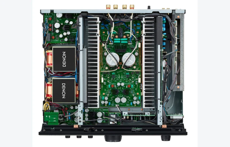 Denon PMA1700HNE - Amplificateur Stéréo Intégré 140Watts/canal, entrée phono, DAC PCM1795