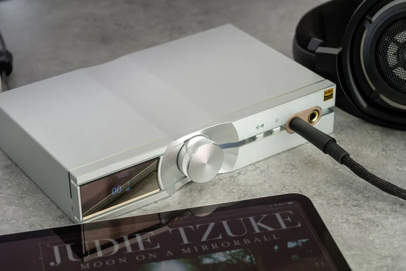 iFi Audio NeoiDSD - Amplificateur d'écouteur/DAC 32 bits/768kHz/DSD
