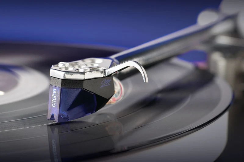 ortofon 2MBlue - Cartouche à aimant mobile (Moving Magnet MM) doté d'un diamant elliptique nu