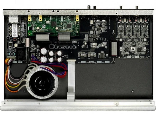 Bryston BDA3 - DAC avec deux circuits intégrés AKM à 32 bits (Sans HDMI)