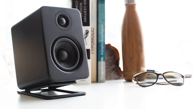 Kanto YU2 - Haut-parleurs de bureau amplifiés 25 Watts Canal
