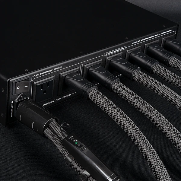 Audioquest Niagara 3000 - Barre alimentation 7 prises professionnelle