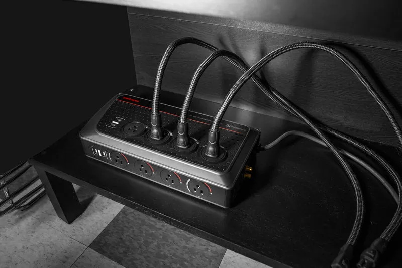 Audioquest PowerQuest 3- Barre d'alimentation/conditionneur 8 prises