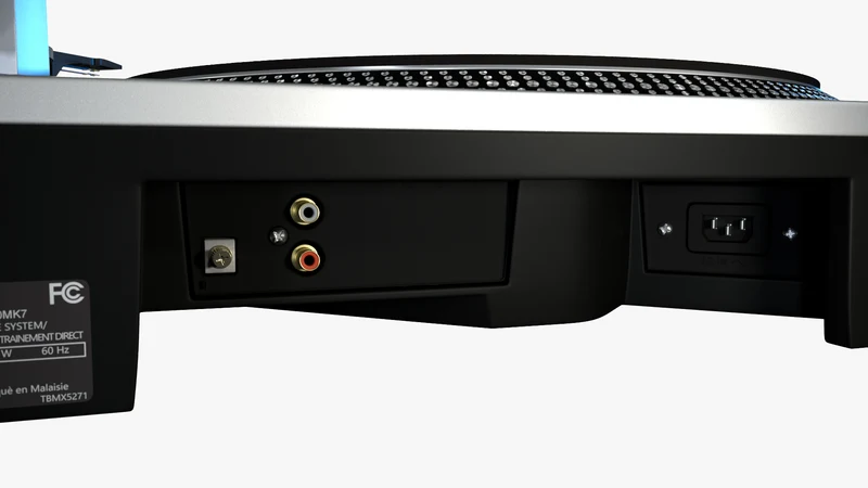 Technics SL-1200MK7 - Table tournante à entraînement direct référence des DJ