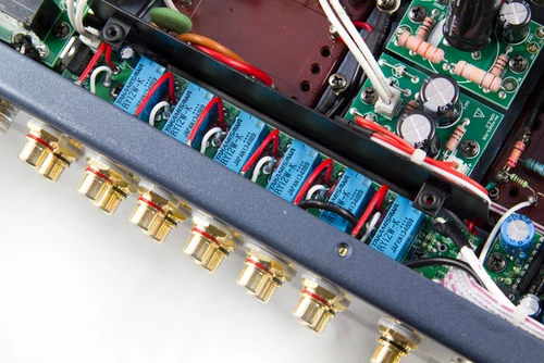 PrimaLuna EVO 300 - Amplificateur stéréo Linaire à tubes : 42 watts x 2 + Triode 24 watts x 2