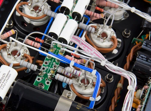 PrimaLuna EVO 100 TUBE DAC - DAC à tubes de classe mondiale