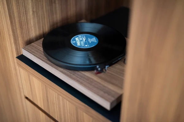 Pro-Ject Debut Carbon EVO - Table tournante de conception parfaite