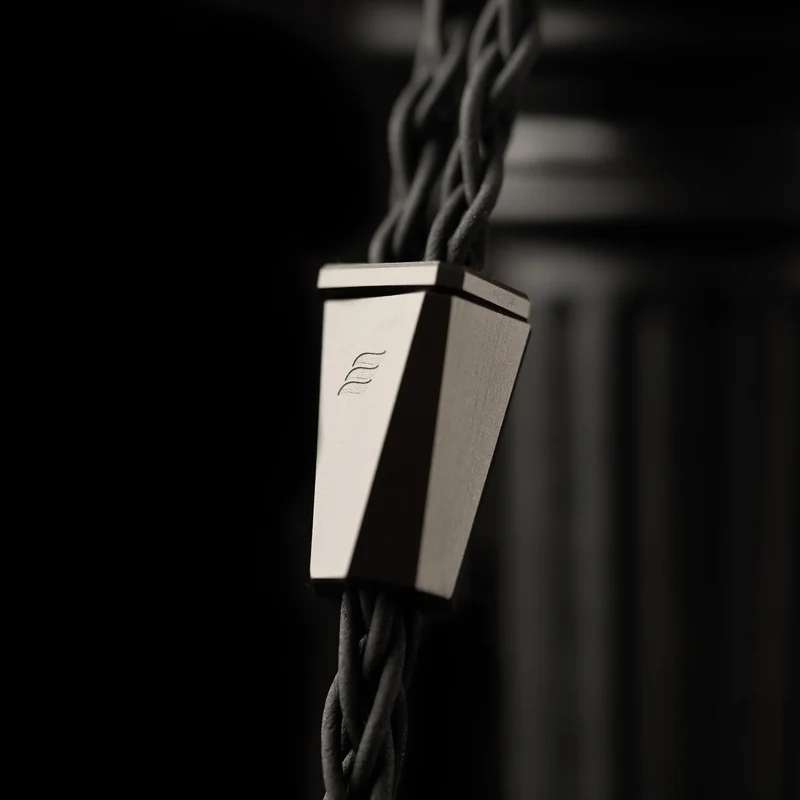 Effect Audio PERSEUS - 9 Treiber Premium IEMs