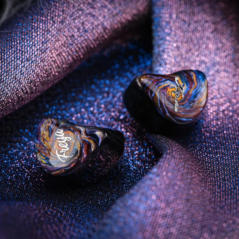 Kinera Freya Vanir- 5 Treiber IEMs