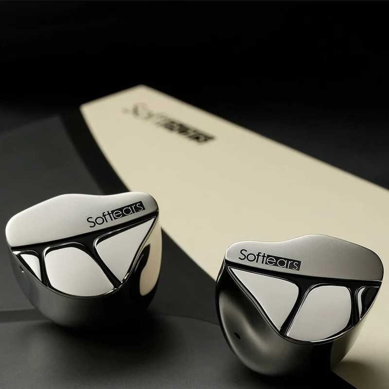 SoftEars Karma - Hybrid Flagship IEMs