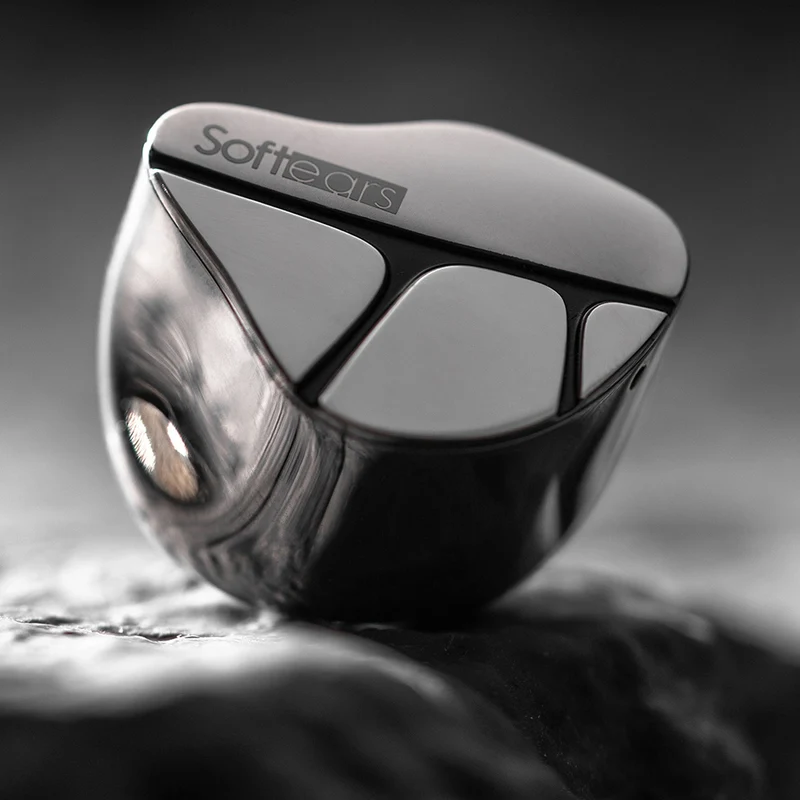 SoftEars Karma - Hybrid Flagship IEMs