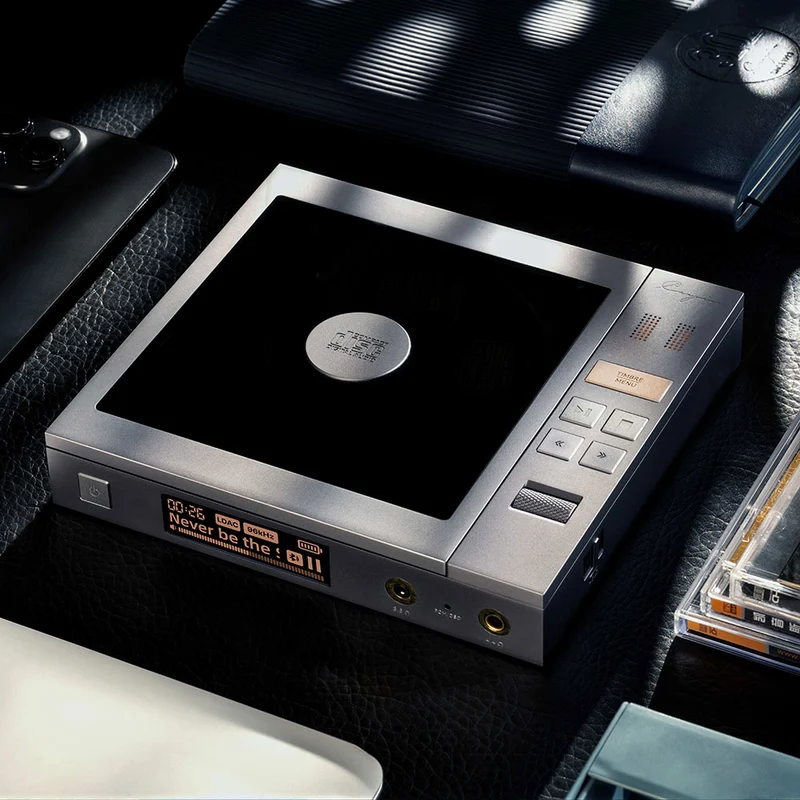 Cayin CP6 - Tragbarer CD-Player mit Röhren