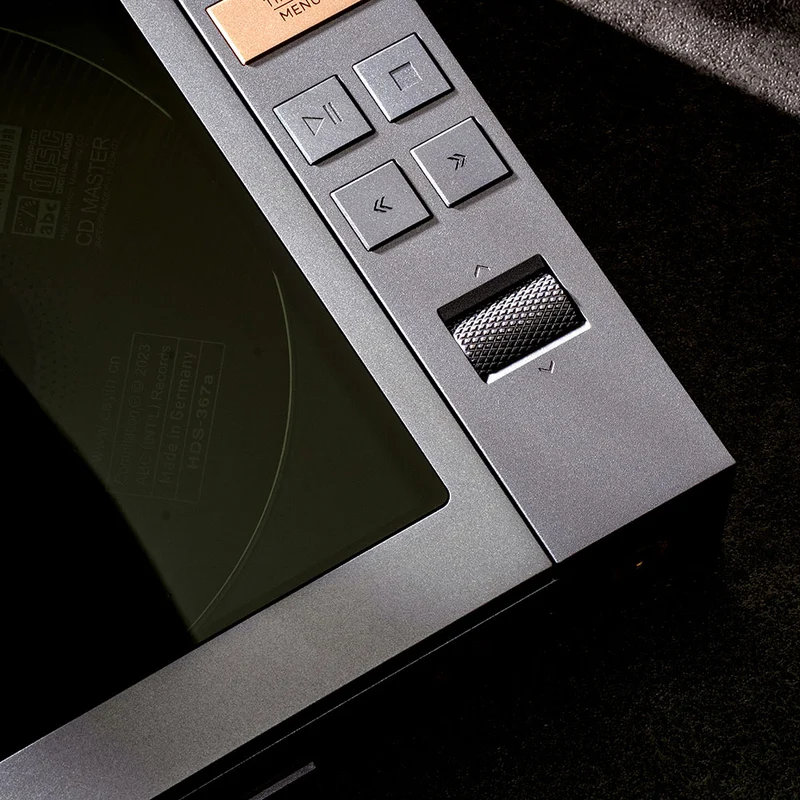 Cayin CP6 - Tragbarer CD-Player mit Röhren