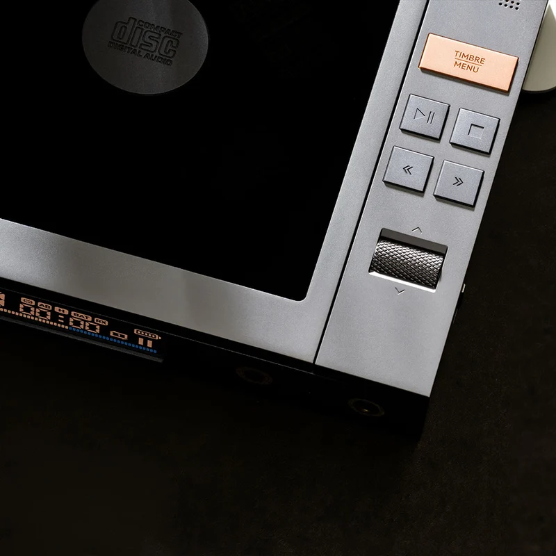 Cayin CP6 - Tragbarer CD-Player mit Röhren