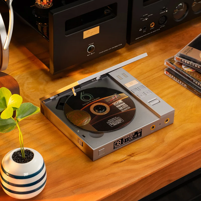 Cayin CP6 - Tragbarer CD-Player mit Röhren