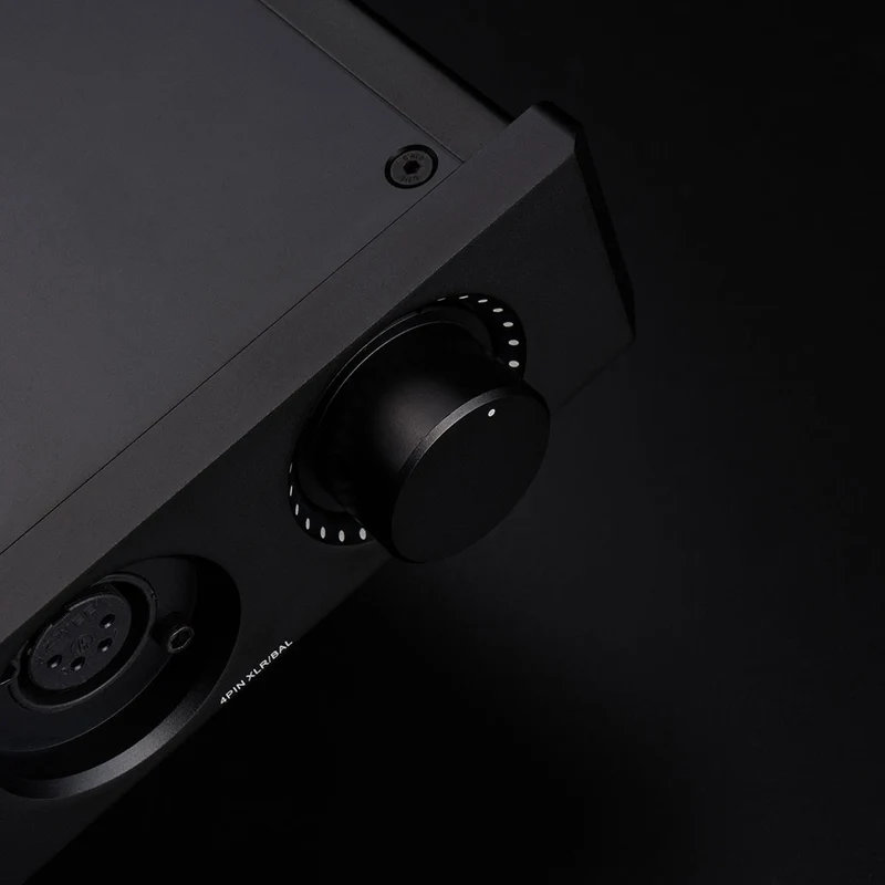 Questyle CMA Fifteen - Premium Desktop Kopfhörerverstärker mit DAC
