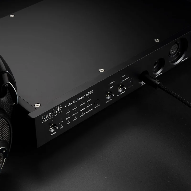 Questyle CMA Eighteen Master - Referenz Kopfhörerverstärker mit DAC